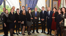 Parliamentary State Secretary Uwe Beckmeyer (6th from the right) at the celebrations for the 10th anniversary of the Franco-German Office for the Energy Transition (DFBEW) in Paris.