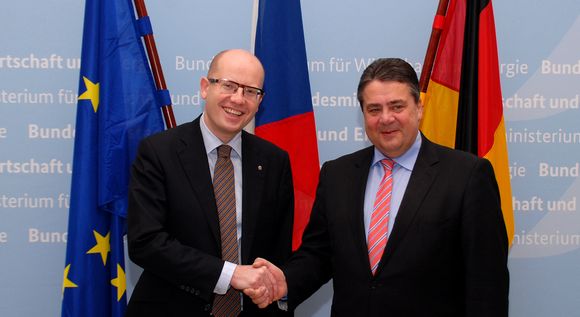 Bundeswirtschaftsminister Sigmar Gabriel und Ministerpräsident Bohusiav Sobotka in Berlin