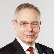 Portrait von Michael Vassiliadis, Vorsitzender der Industriegewerkschaft Bergbau, Chemie, Energie (IG BCE)