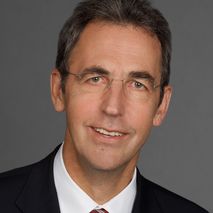 Portrait von Stephan Kohler, Geschäftsführer der Deutschen Energie-Agentur (dena)