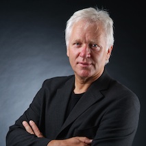 Portrait von Prof. Norbert Fisch, Leiter des Instituts für Gebäude- und Solartechnik an der TU Braunschweig