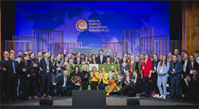 TeilnehmerInnen auf der internationalen Energiewende Konferenz in Berlin 2023.